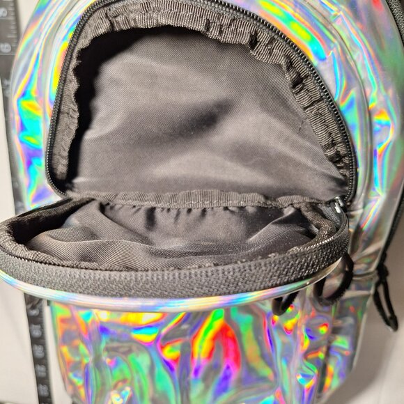 Vibedration Hydration Backpack w/o bladder - Silver vinyl  display picture 3